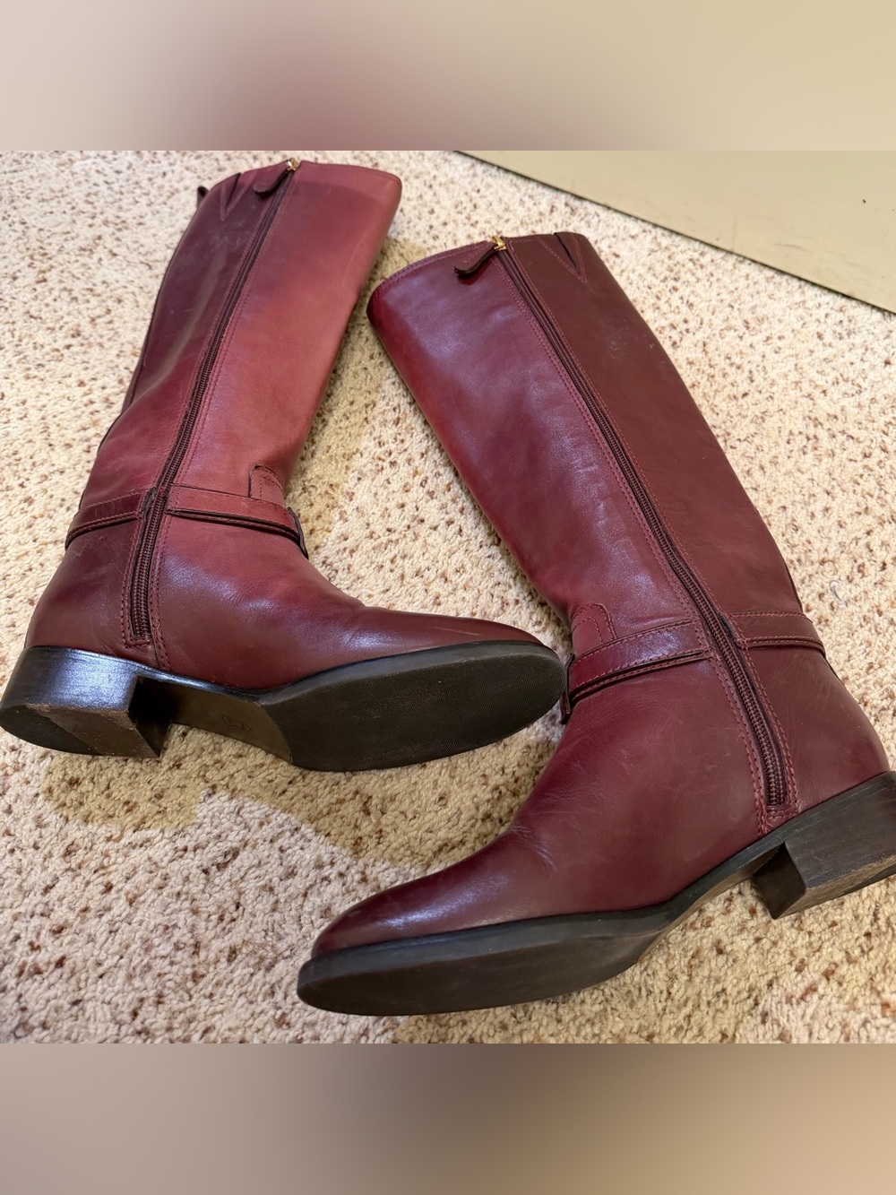 Tory Burch Leather Riding/Knee High Boots in Maroon/Red Leather, Size 8 - Picture 9 of 12